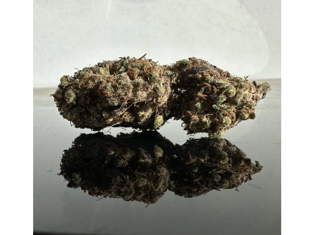 THC-D Wedding Cake květ konopí