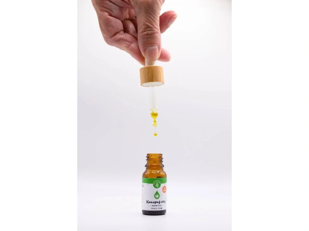 Zelená země CBD Konopný olej 10%, 10 ml